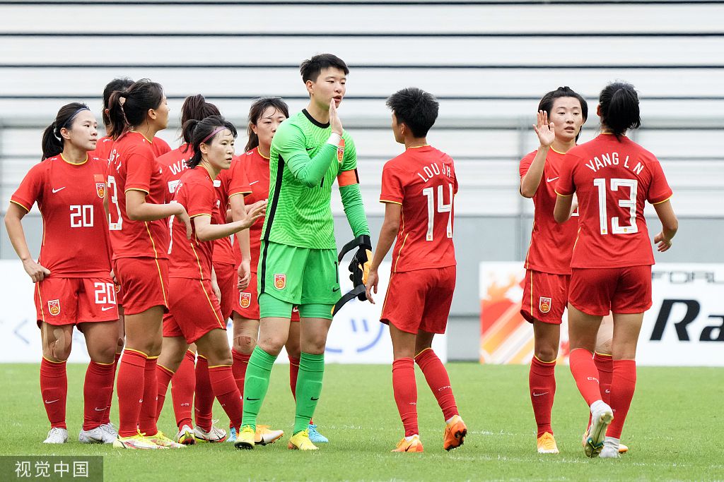 法国新片 影迷狂欢法国著名女演员蕾雅;赛杜饰演的;邦女郎玛德琳;斯旺，是继《007:幽灵党》后二度出场